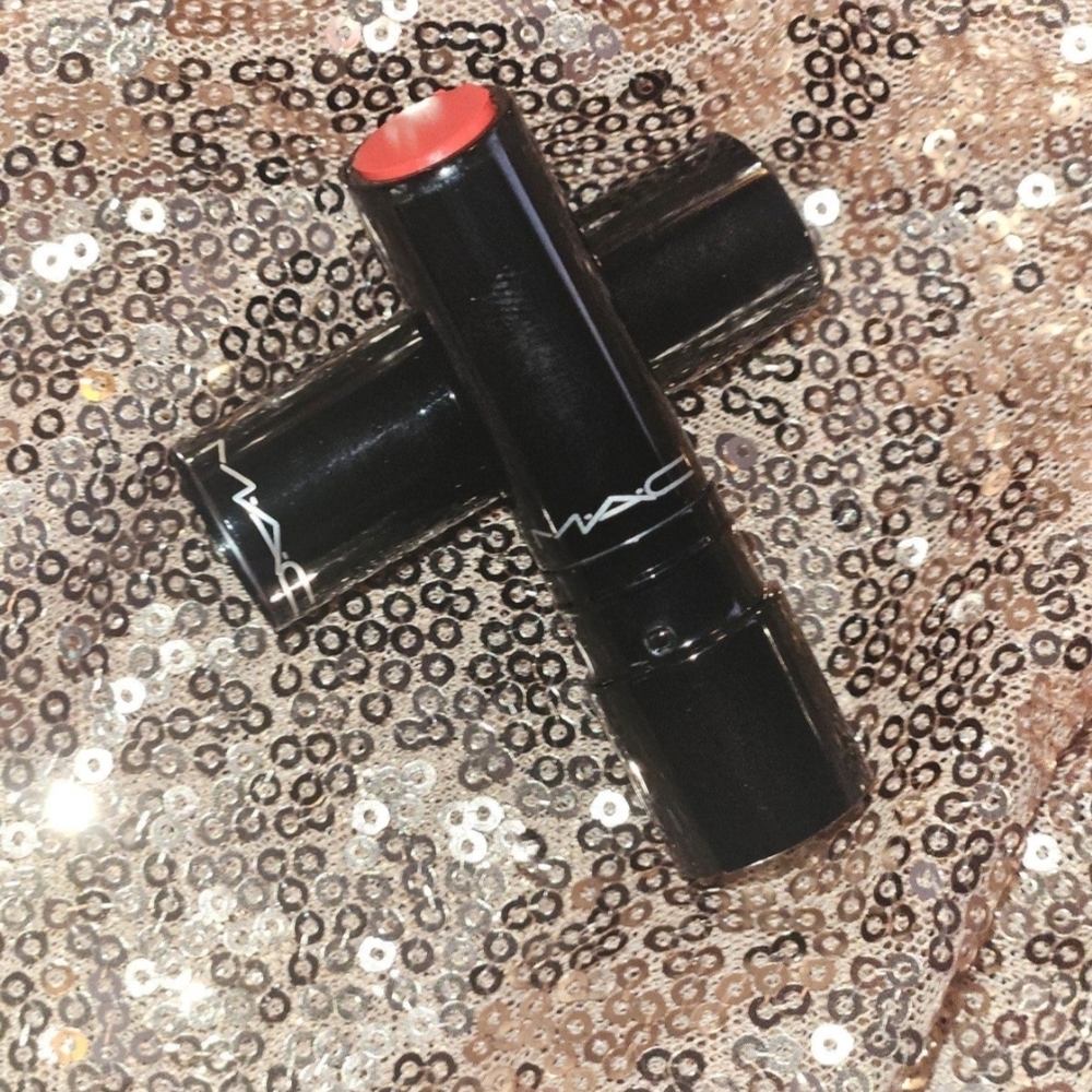 MAC Cosmetics Bold Scarlet Lipstick
